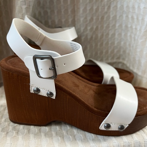 Womens Sonoma wedges - Picture 3 of 5